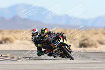 media/Dec-07-2025-CVMA (Sun) [[3e7d2de5dc]]/Race 9-Formula UL Shootout/